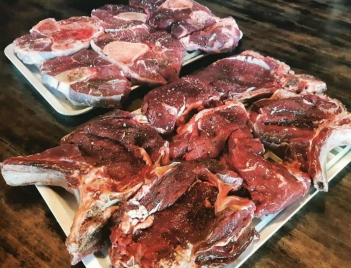 Agriturismo Di Charme E Ristorante Stallato Il Filo Di Paglia Carro Exterior foto