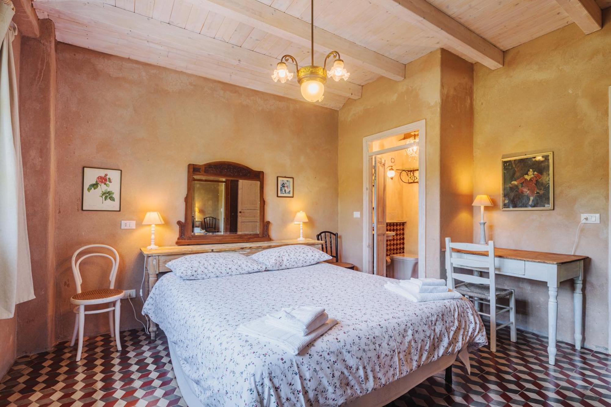 Agriturismo Di Charme E Ristorante Stallato Il Filo Di Paglia Carro Exterior foto