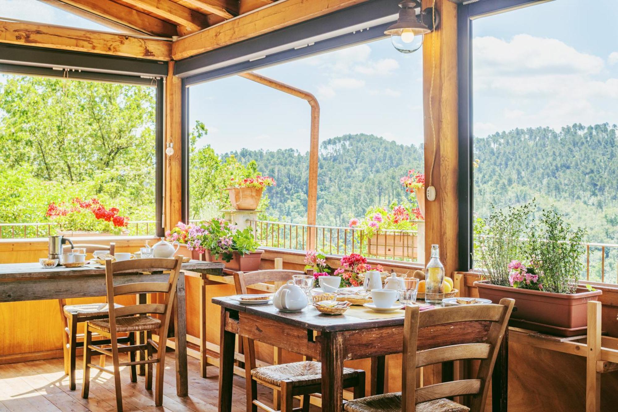 Agriturismo Di Charme E Ristorante Stallato Il Filo Di Paglia Carro Exterior foto